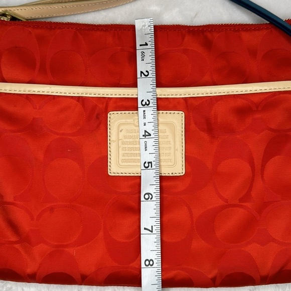 Coach Legacy Weekend Signature Nylon Hippie Swing Bag Shoulder Bag Crossbody Red - Picture 12 of 12